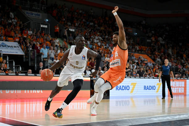 的表现值得 的表现值得