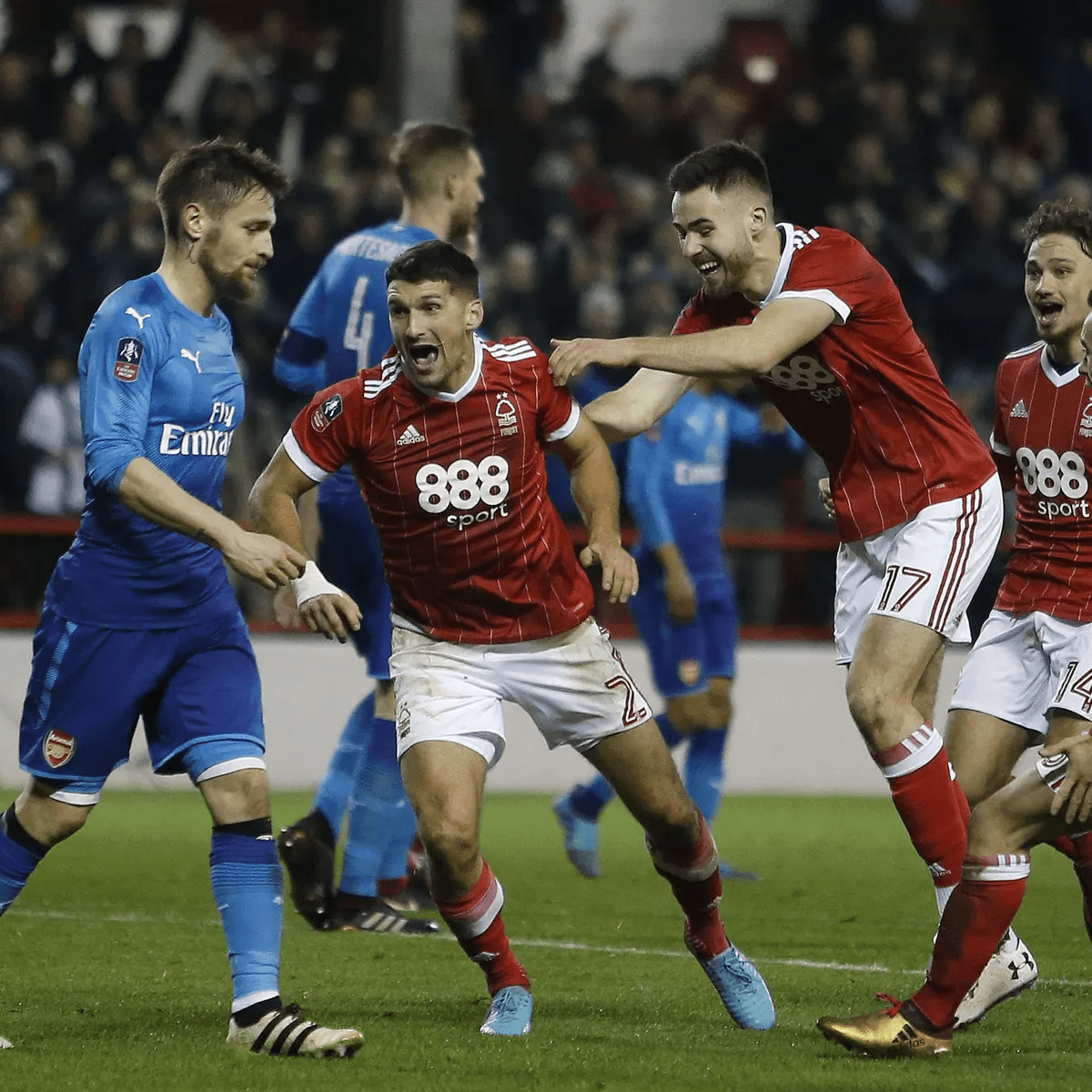 通过上文 通过上文